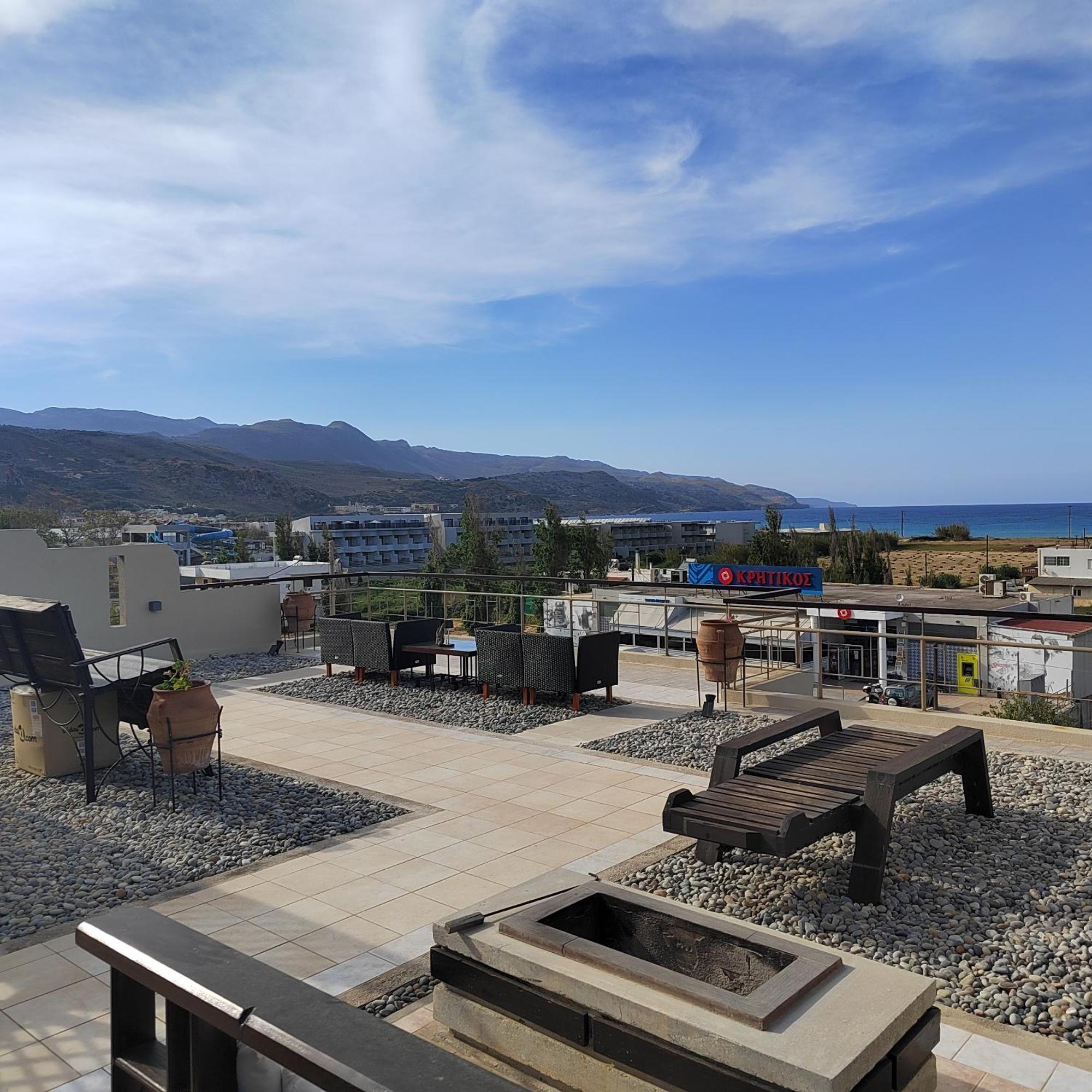 Manos Apartments Kolymbari Exterior photo